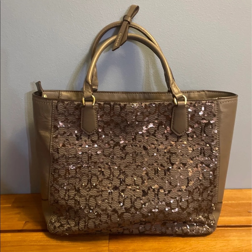 POPPY SEQUIN SIGNATURE C SMALL BLAIRE TOTE